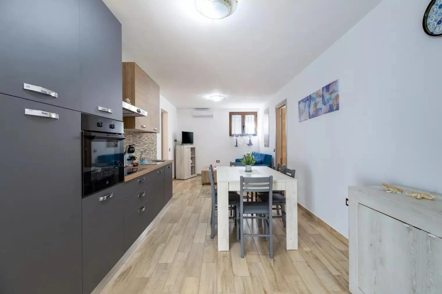 Apartament Soi E Mari Càbras