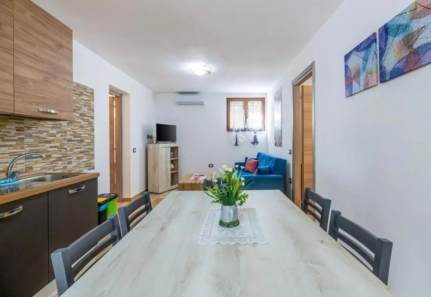 Apartament Soi E Mari Càbras 0*,